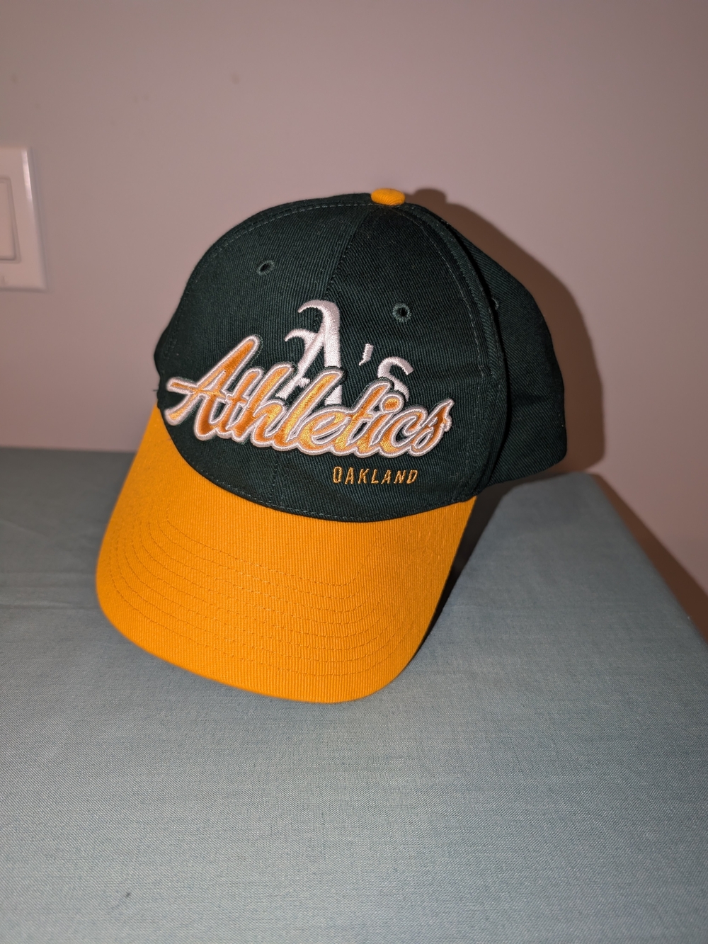 Retro Oakland Athletics MLB Two-Tone Green and Yellow Baseball Cap